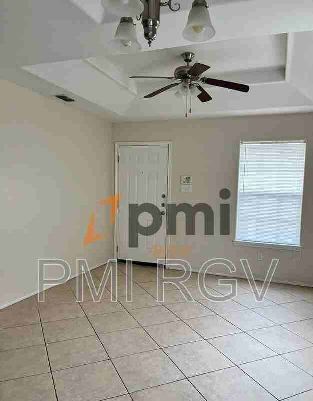 314 W Albatross Ave - Photo 5 of 13