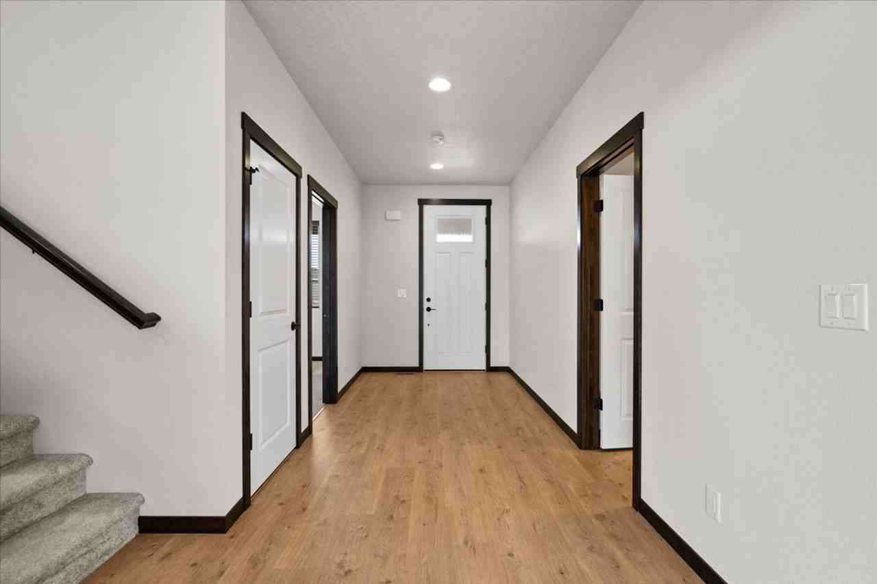 2891 N Corvus St - Photo 6 of 32