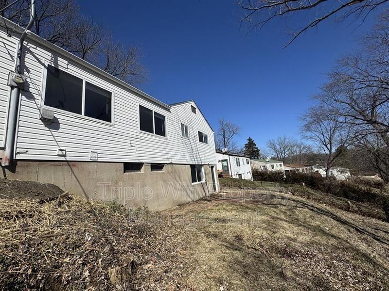 5122 Ville Maria Ln - Photo 7 of 42