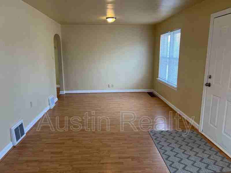 2820 Ashby Rd - Photo 6 of 12