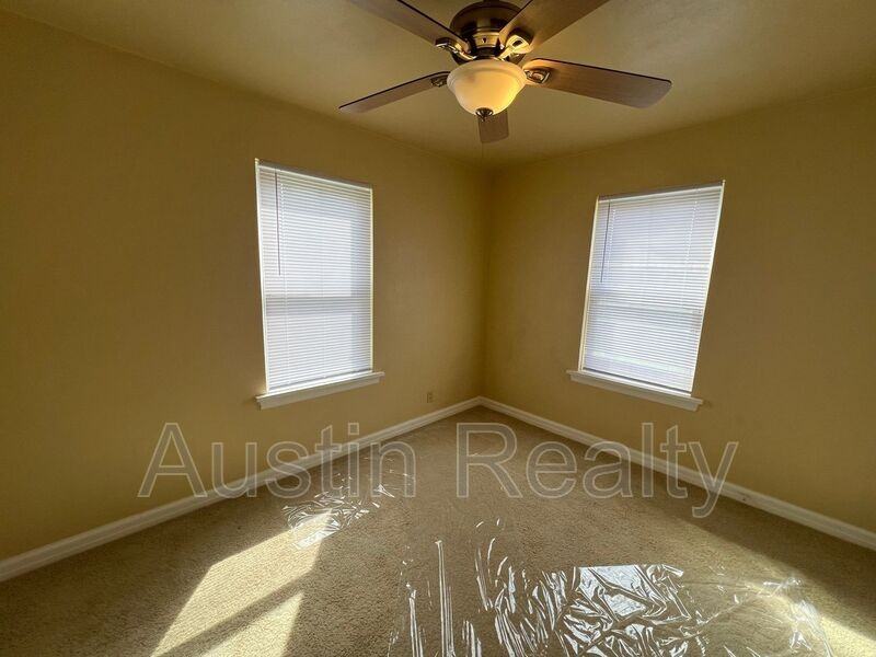 2820 Ashby Rd - Photo 7 of 12