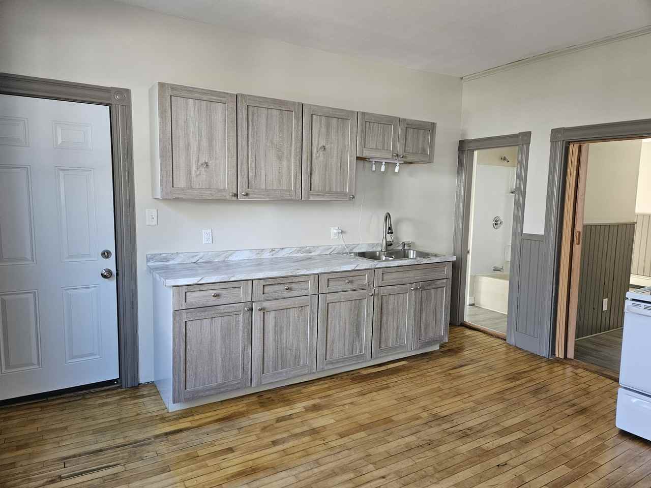 24 9th Street #1 - Photo 2 of 9