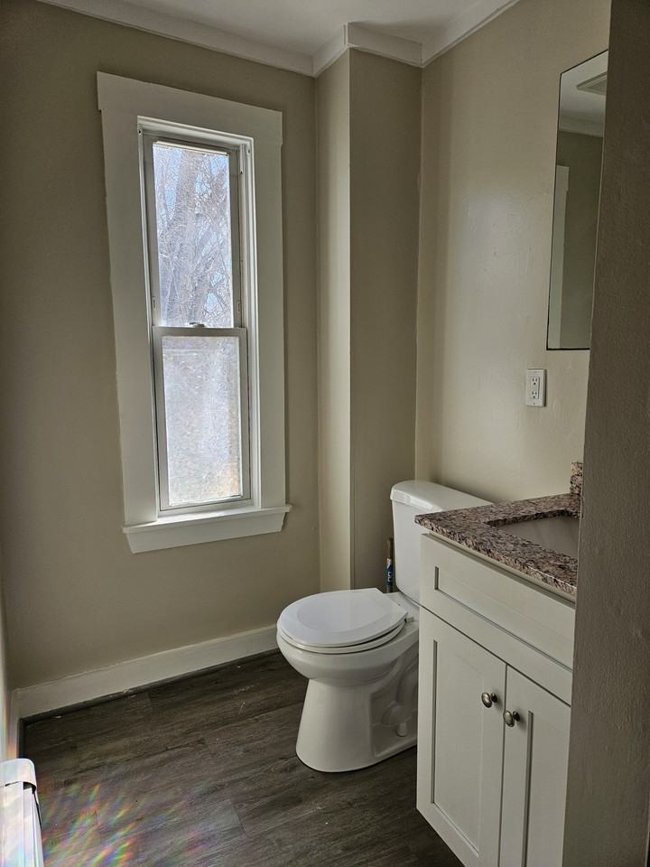 24 9th Street #1 - Photo 4 of 9