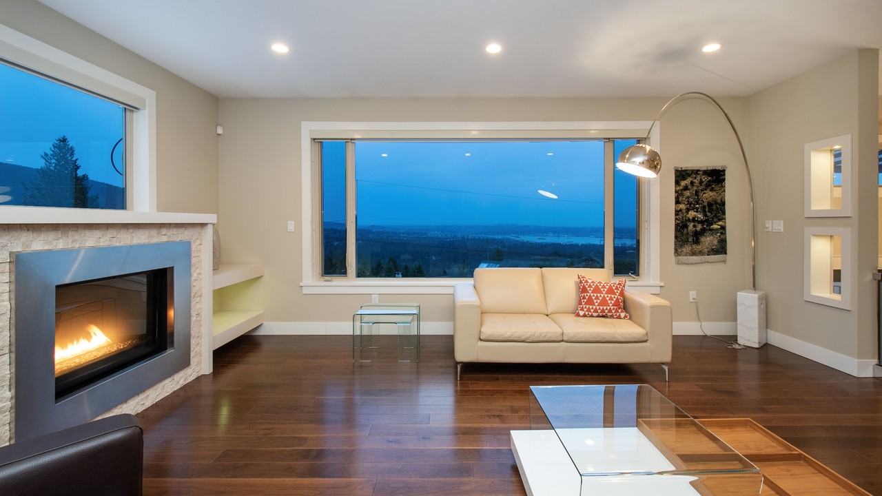 494 Craigmohr Drive - Photo 5 of 30