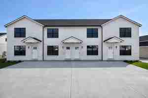 featured image of 16825 16825 Autumn Terrace Court