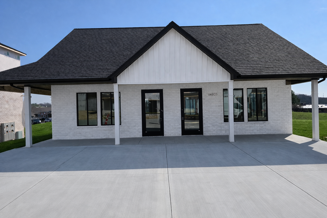 Ellisville Enclave - Photo 4 of 12