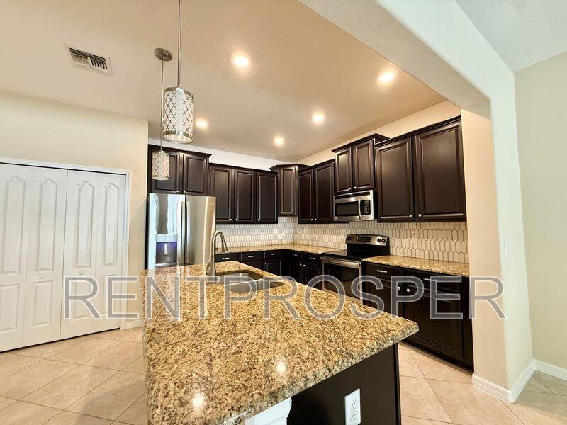 1161 Seburn Rd - Photo 6 of 37