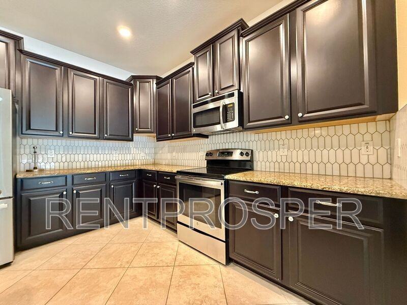 1161 Seburn Rd - Photo 7 of 37