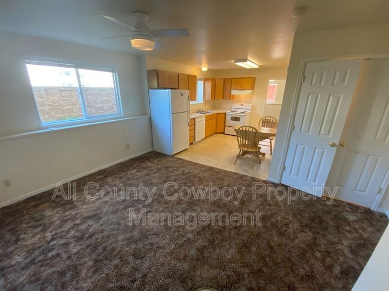 1665 N 5th St #102 - Photo 2 of 6