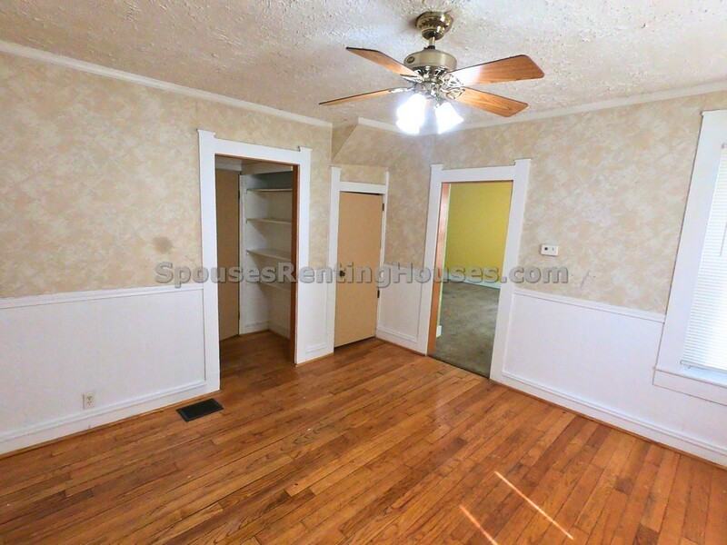 212 S Emerson Ave - Photo 5 of 12