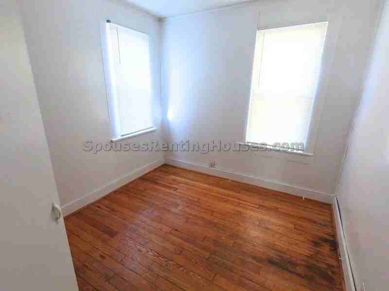 212 S Emerson Ave - Photo 6 of 12