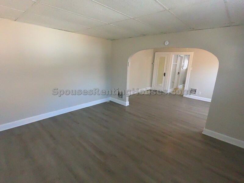 1304 N Linwood Ave - Photo 2 of 10