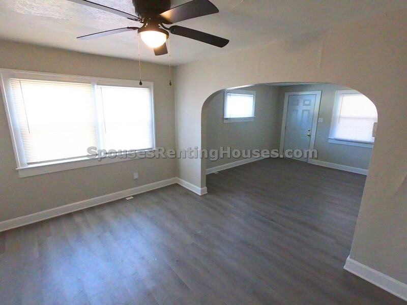 1304 N Linwood Ave - Photo 5 of 10