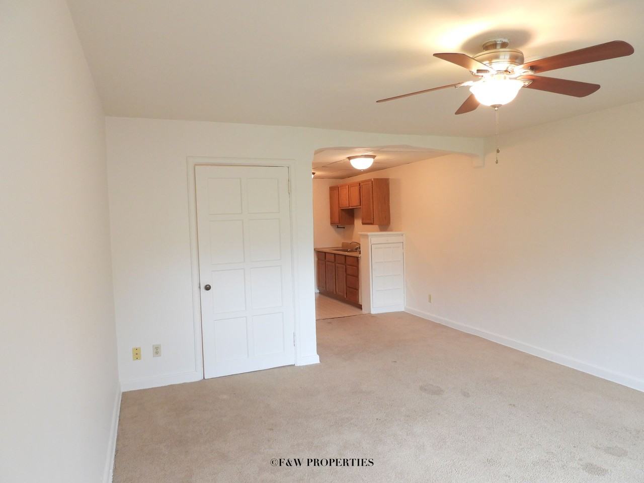 775 E. Broad St - Photo 6 of 50