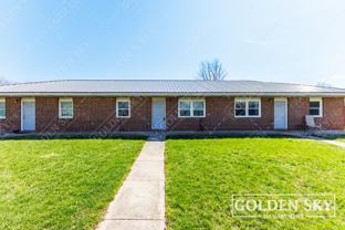 208 S Keystone Cir - Photo 1 of 1