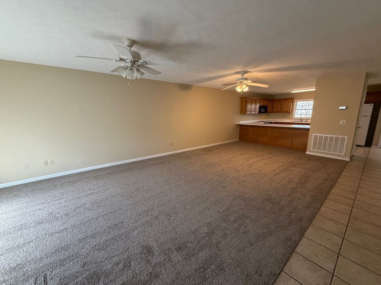 147 Harmon Dr #G - Photo 2 of 14