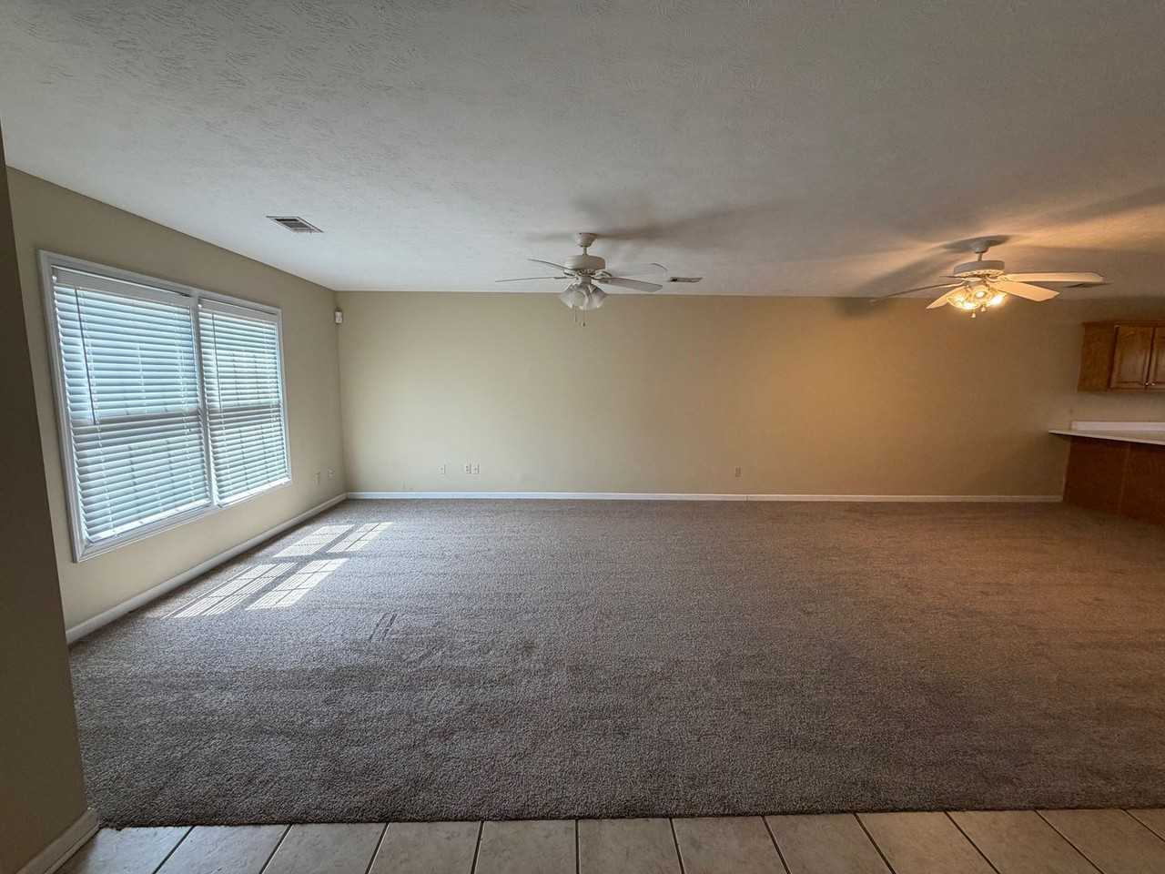 147 Harmon Dr #G - Photo 3 of 14