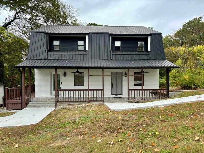 819 Asterwood Dr #B - Photo 2 of 18