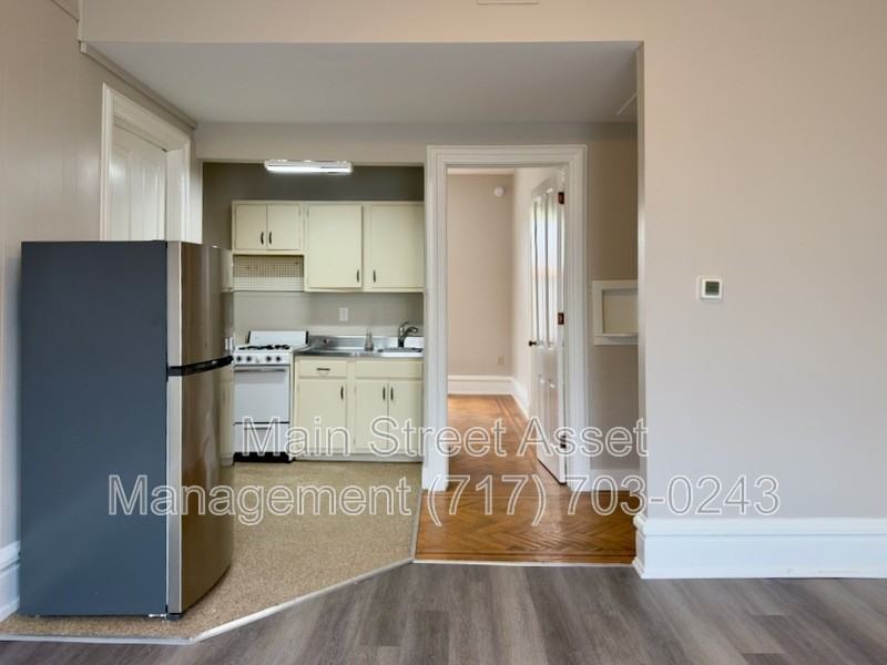 2011 N 3rd St #5 - Photo 4 of 20