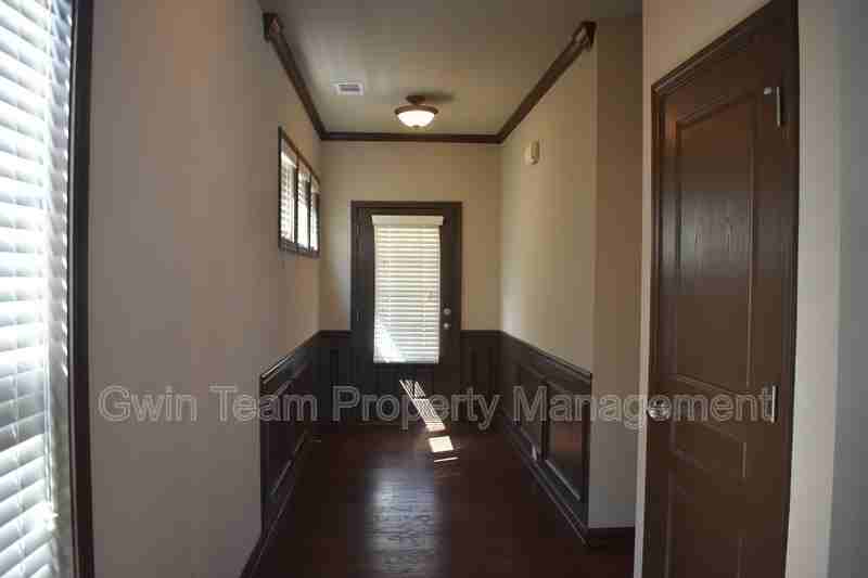 3676 Archgate Ct - Photo 2 of 29