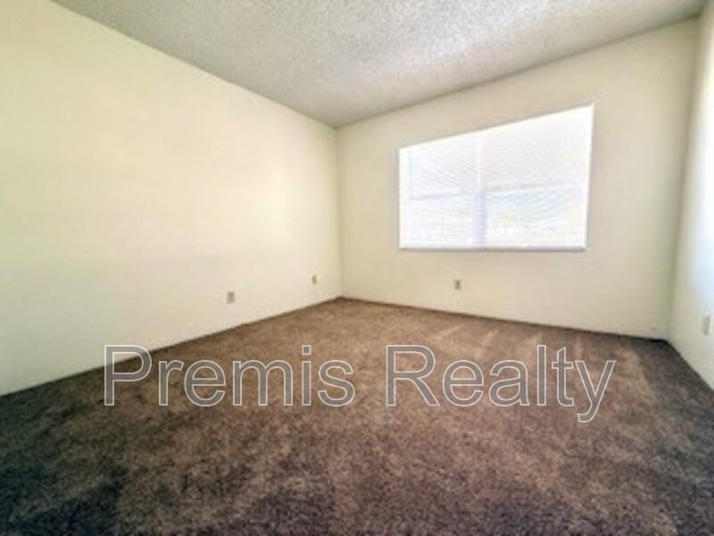 24862 Us Highwaynorth - Photo 5 of 8