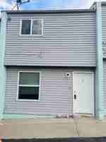 featured image of 125 Monroe Ave