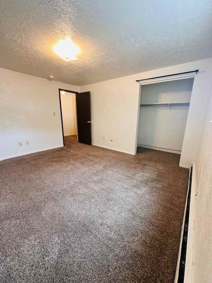 125 Monroe Ave - Photo 6 of 6