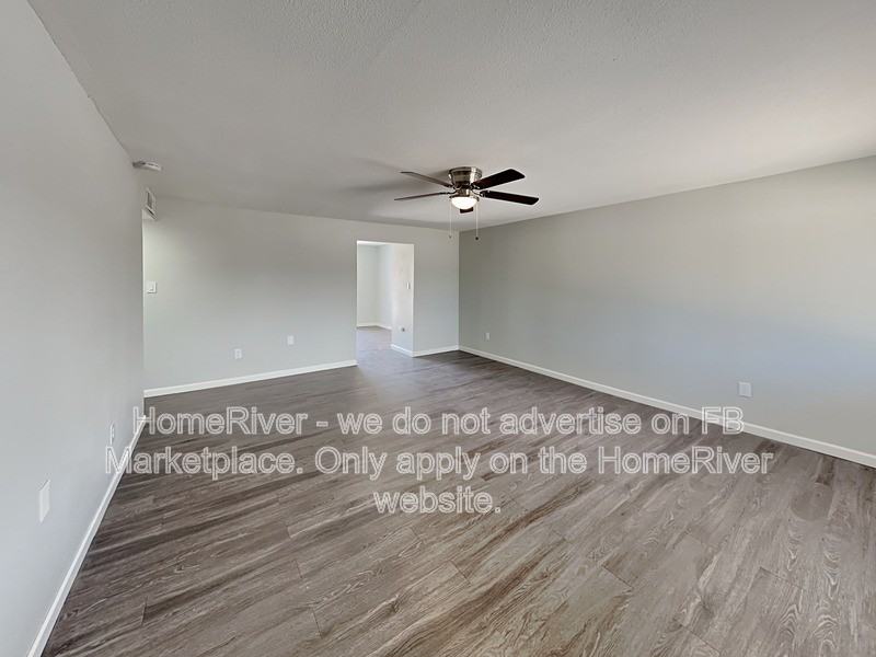 1801 N 63rd Dr - Photo 2 of 25