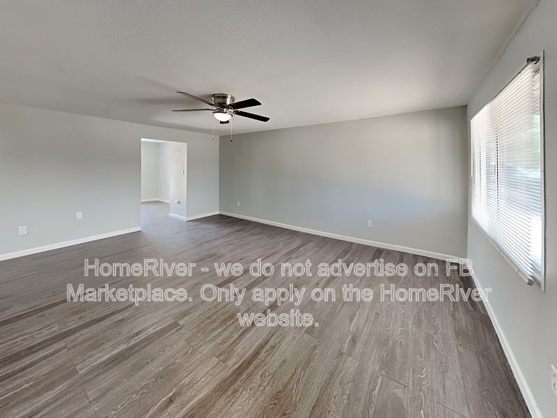 1801 N 63rd Dr - Photo 3 of 25