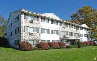 featured image of 100 W Grove St