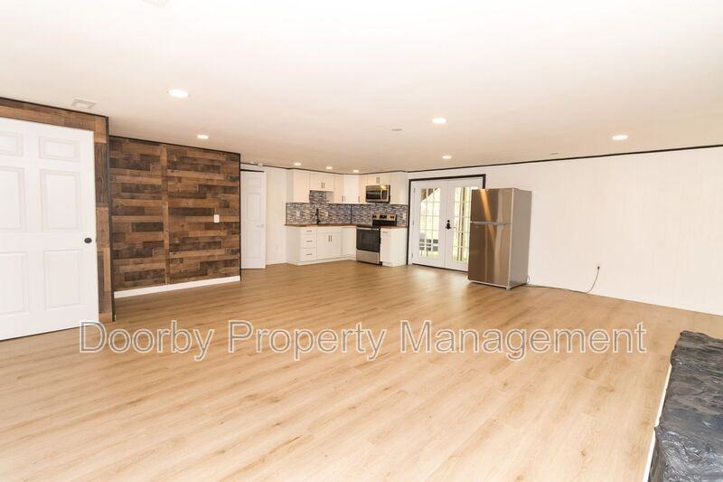 1313 Timbercrest Ln #103 - Photo 3 of 11