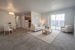 featured image of 801 N Halstead St