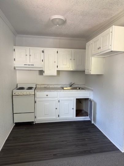 907 West 4th Street - Photo 7 of 9