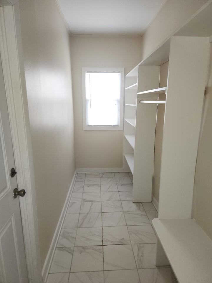 1220 Market - Photo 3 of 9