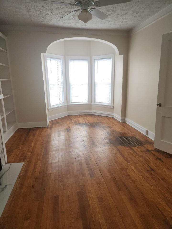 1220 Market - Photo 5 of 9