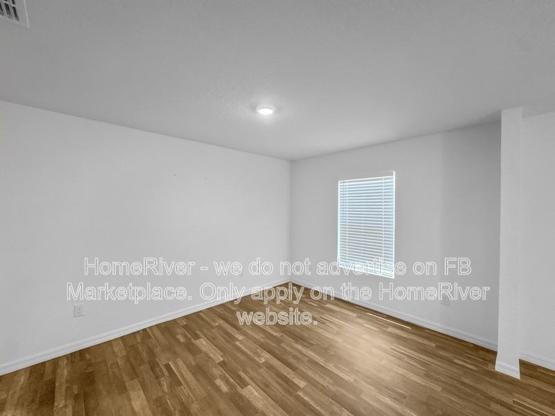 4579 Midland St - Photo 3 of 23