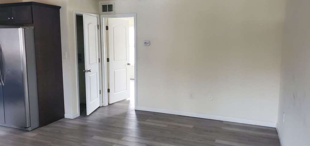 365 Pleasant View Drive - Photo 2 of 6