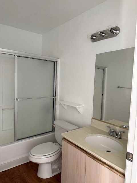 641 E. 27th St. - Photo 4 of 10