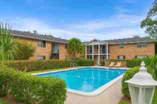 5984-5985 Windsor Forest Drive - Photo 1 of 1