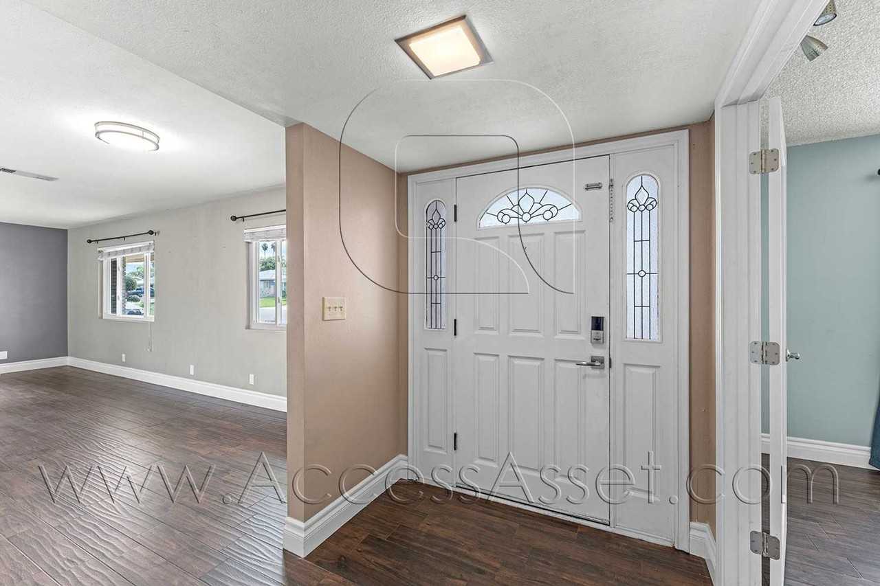 43160 San Marcos Pl - Photo 4 of 40