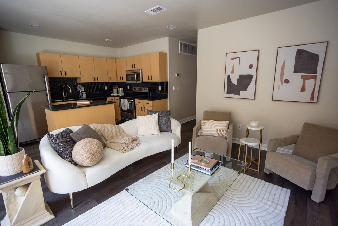 Lofts at 222 - Photo 5 of 10