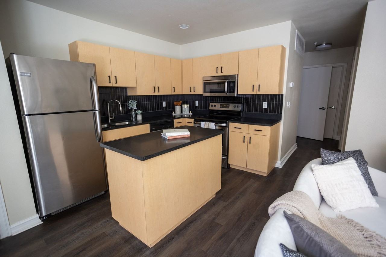 Lofts at 222 - Photo 6 of 10