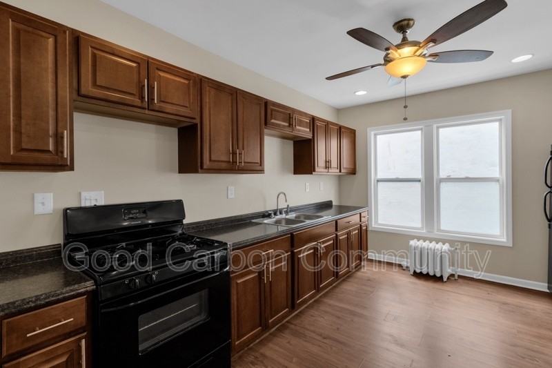 326 Elmwood Ave #2 - Photo 6 of 19