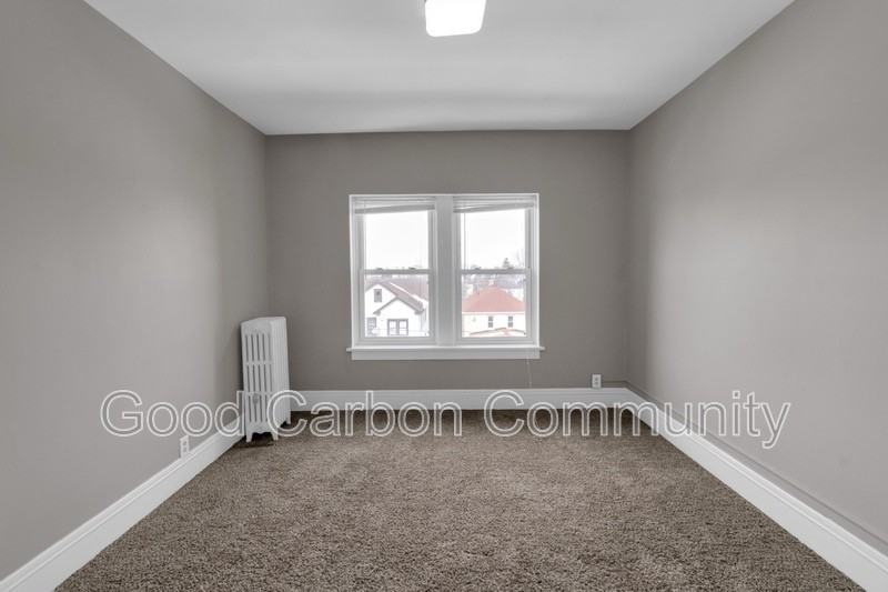 1016 Amherst St #D5 - Photo 3 of 15