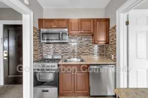 featured image of 1016 Amherst St #D5