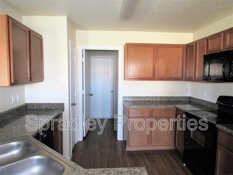 108 Mcfaddan Ln - Photo 5 of 17