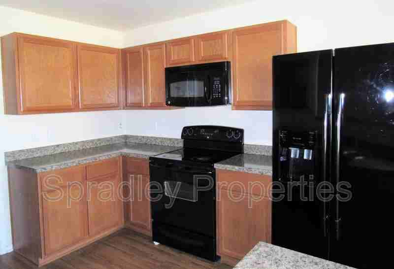 108 Mcfaddan Ln - Photo 6 of 17