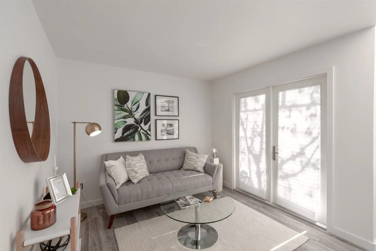 557 E Pender St - Photo 2 of 17