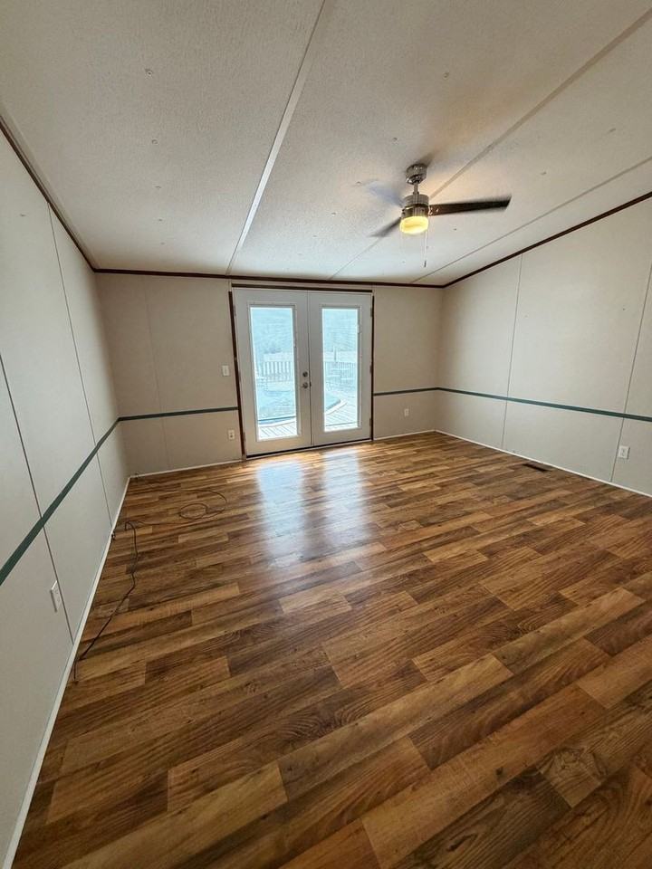 38 Barnett Ln - Photo 3 of 17