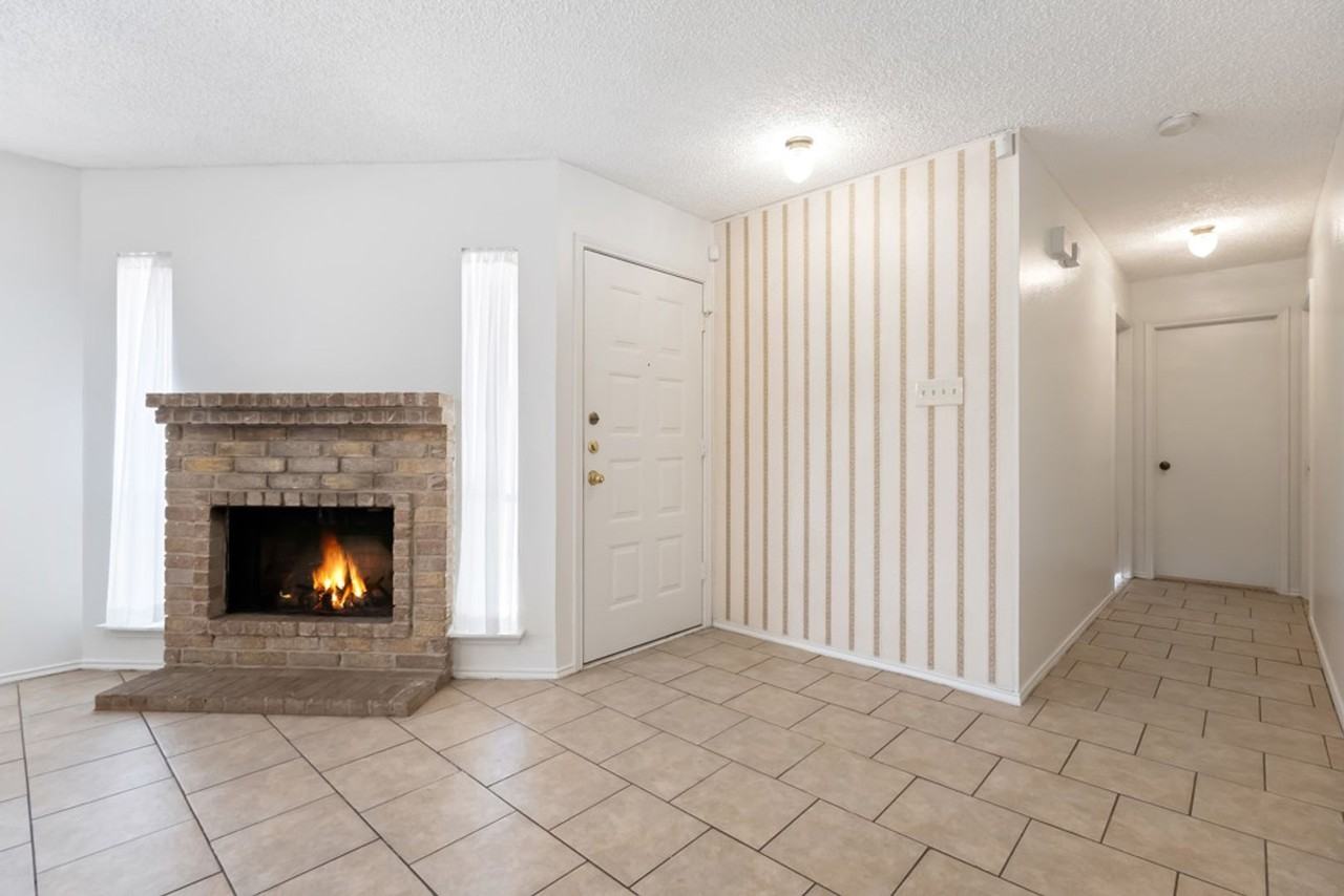 8430 Cranberry Hl - Photo 5 of 25